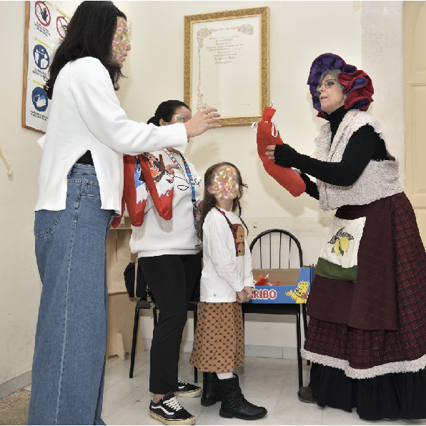 La #befana Imagross va a trovare i piccoli dell’Istituto Scuola Materna “Saverio De Bellis” di Castellana Grotte!